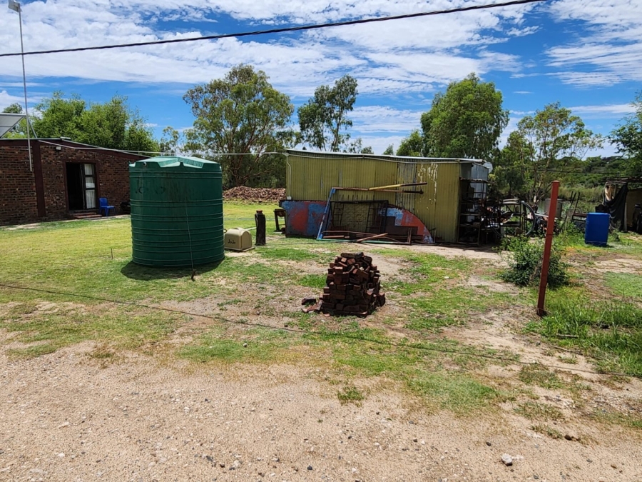 1 Bedroom Property for Sale in Bloemhof North West
